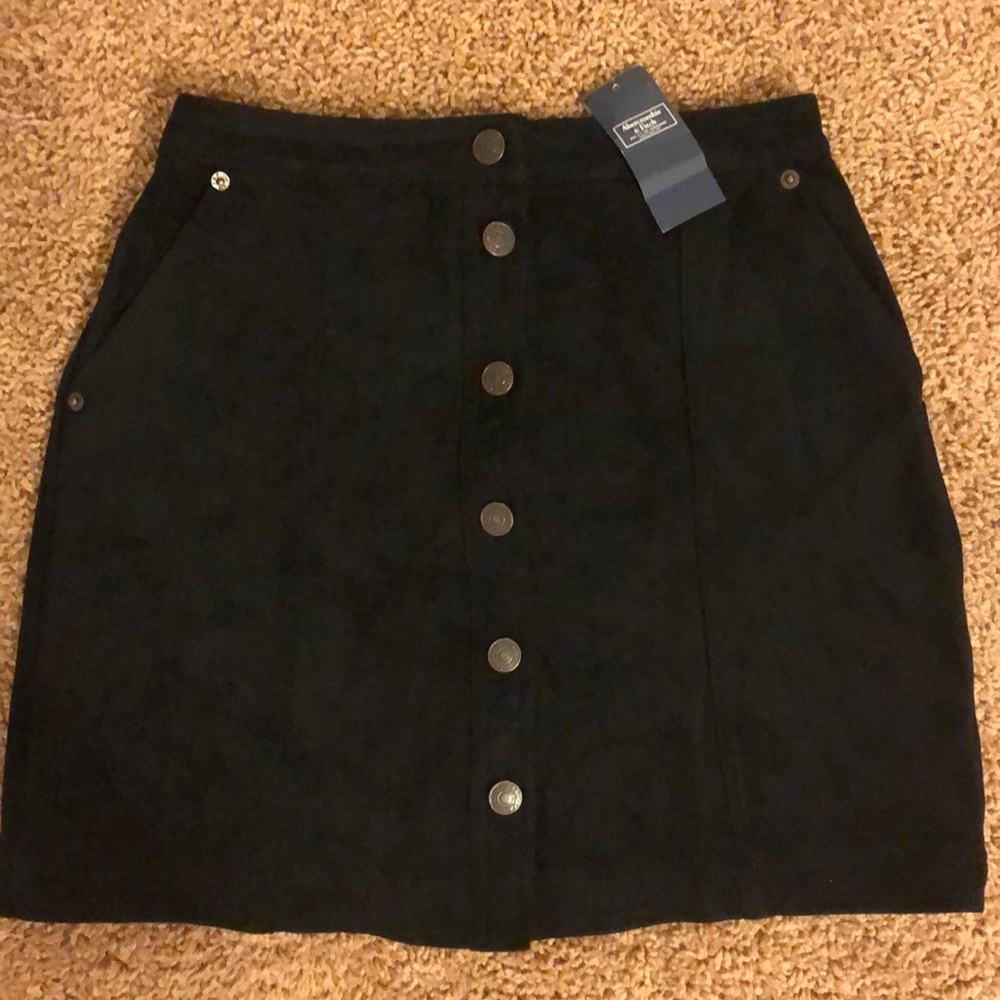 Abercrombie & Fitch NWT Button-up Skirt